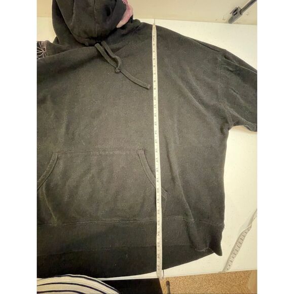 Torrid women’s black floral hoodie size 2 or 2X - Picture 4 of 6